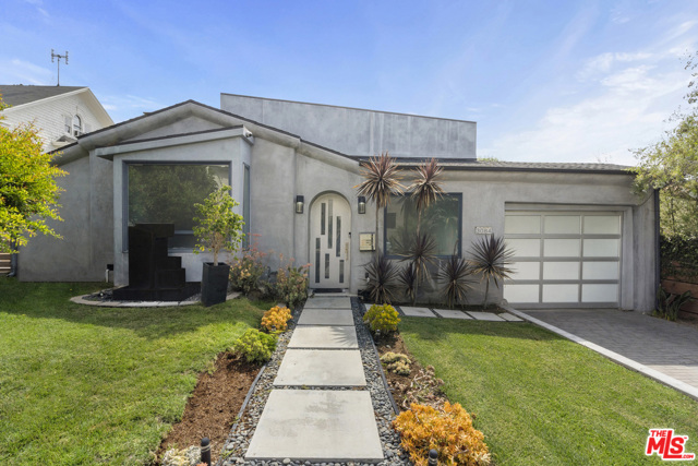 3084 St George St, Los Angeles, CA 90027