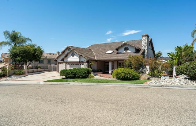 1337 Oak View Way, Escondido CA: https://media.crmls.org/mediaz/f4e77361-c8c0-4bed-b527-014d4303a6d2.jpg