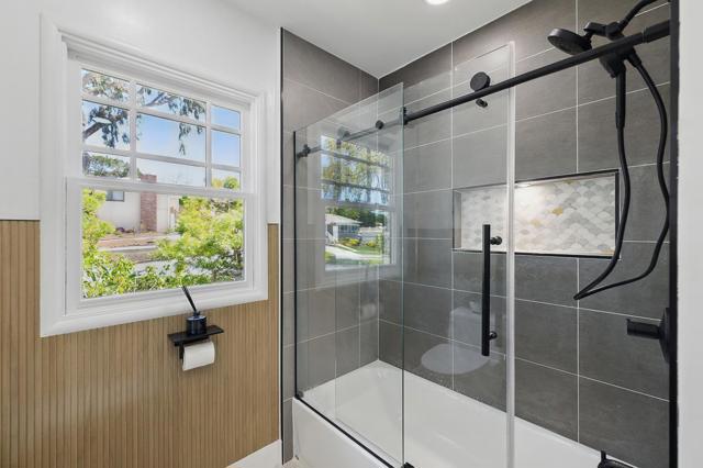 500 La Casa Avenue, San Mateo CA: https://media.crmls.org/mediaz/f4e7c4db-4f61-44e9-a3f6-0bb215ff0e9f.jpg