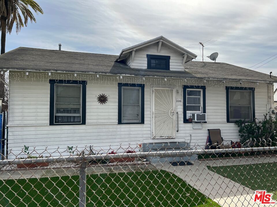 839 Lakme Avenue, Wilmington, CA 90744