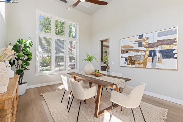 1699 Lodestone Rd, Livermore CA: https://media.crmls.org/mediaz/f4e8586b-6a0a-4fc5-9338-6f431153bb9b.jpg