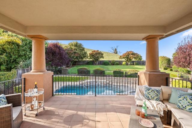 16453 Kings Canyon Court, Morgan Hill CA: https://media.crmls.org/mediaz/f4e8ebc2-1458-49b3-ac8b-15759caf486f.jpg