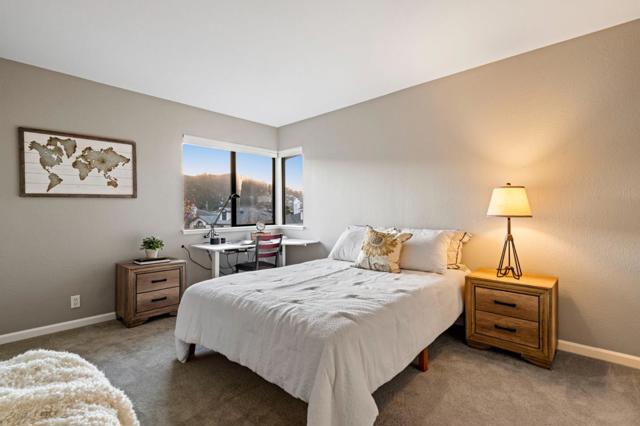 229 Marvilla Circle, Pacifica CA: https://media.crmls.org/mediaz/f4e8f77b-bc86-4687-9c51-98214c070eee.jpg