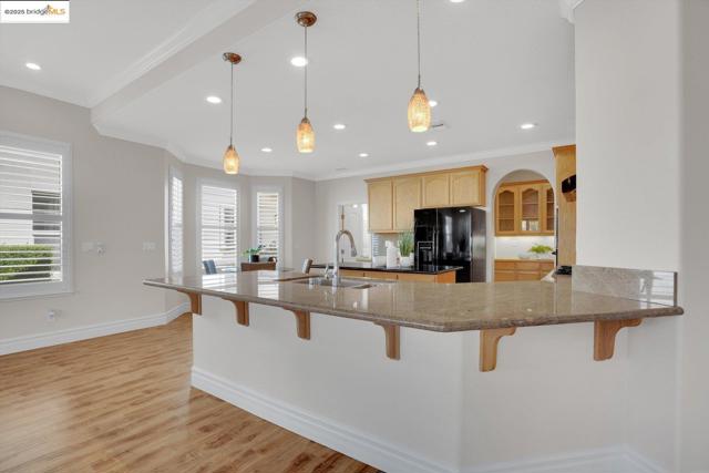 517 Marianna PL, Rio Vista CA: https://media.crmls.org/mediaz/f4e9058e-63b4-46a2-bd49-ea3b8ef388fe.jpg