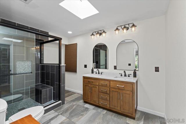 20403 Rancho Villa Rd, Ramona CA: https://media.crmls.org/mediaz/f4ea669f-cf70-466d-b847-c4928917bbac.jpg