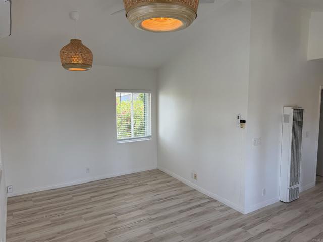 4007 Manzanita Drive, San Diego CA: https://media.crmls.org/mediaz/f4ea872a-18e0-4633-9fd2-978151c50f2f.jpg