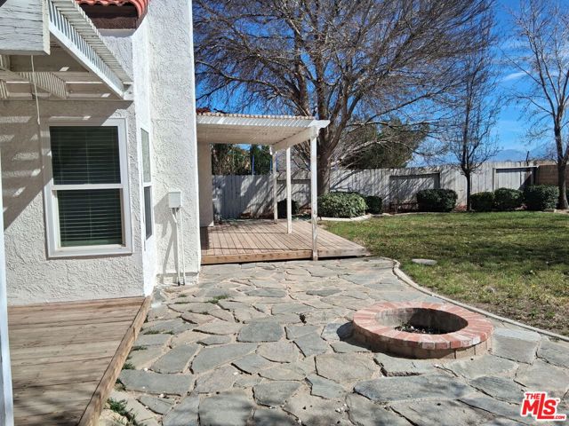 4026 Kona Court, Palmdale CA: https://media.crmls.org/mediaz/f4eb9ed2-d7bb-4da8-9f9e-6815dc97d2e9.jpg