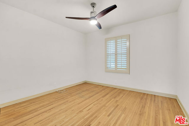 10945 Stever Street, Culver City CA: https://media.crmls.org/mediaz/f4ecb67e-3d25-41c6-b7f3-177f38b4ba97.jpg