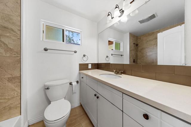 Detail Gallery Image 12 of 30 For 8808 Leigh Ave, Spring Valley,  CA 91977 - 4 Beds | 2 Baths