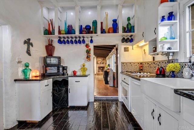 4210 Black Mountain Road, La Mesa CA: https://media.crmls.org/mediaz/f4ee9056-4b5a-46a6-8da8-f6a530342252.jpg