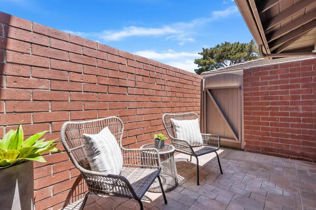 155 Mexicali Court, Solana Beach CA: https://media.crmls.org/mediaz/f4ef6411-bf7a-4928-8ba8-12ec1c2c0cf4.jpg