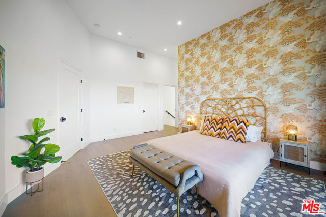 4756 Latigo Canyon Road, Malibu CA: https://media.crmls.org/mediaz/f4f13cd0-fc77-4828-839f-e5a9c1680d2a.jpg