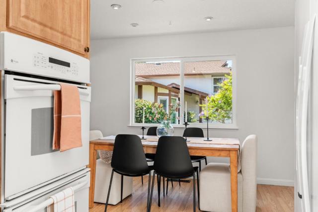 221 Segre Place, Santa Cruz CA: https://media.crmls.org/mediaz/f4f20650-a69b-4fa2-bddc-759a774a8844.jpg