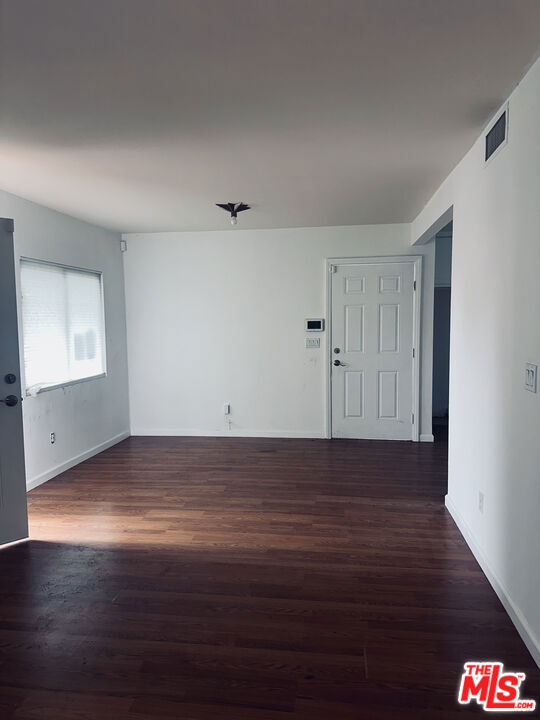 1204 Smith Place, Long Beach, California 90806, 3 Bedrooms Bedrooms, 0 ,1 BathroomBathrooms,Single Family Residence,For Sale,Smith,0,25631795