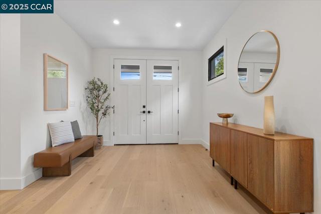 1045 Kains Ave, Albany CA: https://media.crmls.org/mediaz/f4f38cd3-d3cd-4b98-b715-18290c54065f.jpg