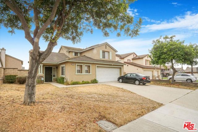 5083 Grand Avenue, Montclair CA: https://media.crmls.org/mediaz/f4f4b088-d2c4-49e8-b075-3b9eb92c2c2e.jpg