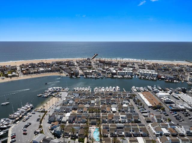 37 El Paseo Street, Newport Beach CA: https://media.crmls.org/mediaz/f4f62e4c-ce47-4fb1-8f12-ab9d7f760071.jpg