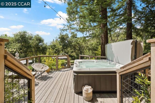 46 E Altarinda, Orinda CA: https://media.crmls.org/mediaz/f4f6802d-b464-43b3-87fa-6f3d2da48629.jpg