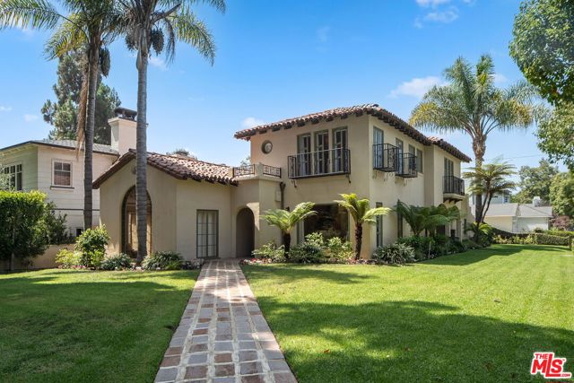 504 24Th Street, Santa Monica CA: https://media.crmls.org/mediaz/f4f68ec3-ba9c-48ac-90ef-4154a9319927.jpg