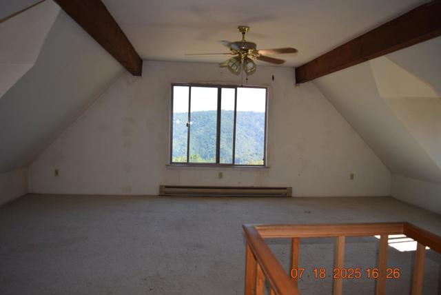 28750 Loma Chiquita Road, Los Gatos CA: https://media.crmls.org/mediaz/f4f6f533-5e73-421b-9440-916fe466e424.jpg