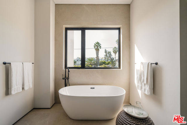 819 N Ogden Drive, Los Angeles CA: https://media.crmls.org/mediaz/f4f82862-82d8-4cfa-944f-fbc89bab5adb.jpg