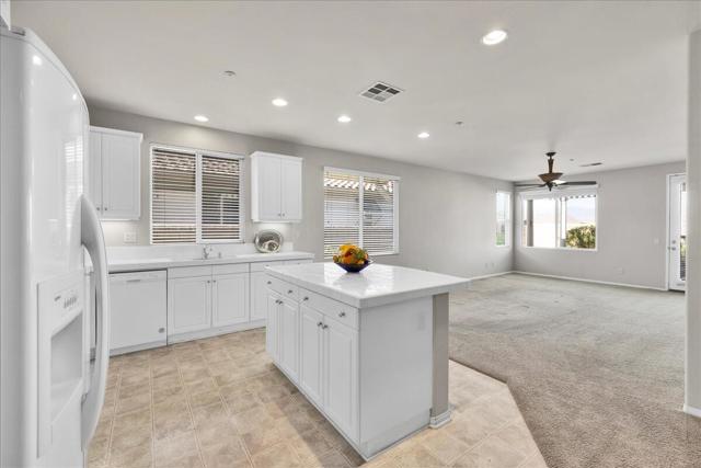 2590 Windmill Way, Palm Springs CA: https://media.crmls.org/mediaz/f4f952a7-2e6c-47e8-a3ec-873aa469446a.jpg