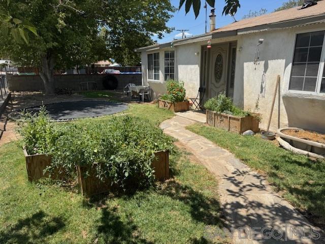 44622 Holtville Ave, Jacumba CA: https://media.crmls.org/mediaz/f4fb65be-93ab-484a-988a-2ce73d1bec19.jpg