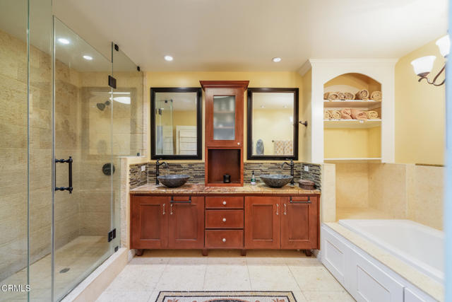 Detail Gallery Image 26 of 44 For 2765 San Pasqual St, Pasadena,  CA 91107 - 2 Beds | 2 Baths