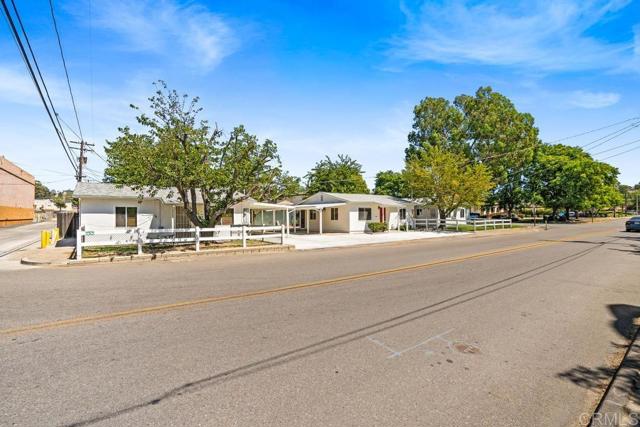 Detail Gallery Image 41 of 64 For 549 D St., Ramona,  CA 92065 - 6 Beds | 3 Baths