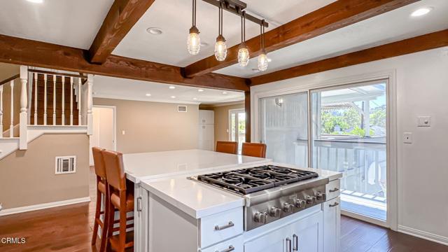 Detail Gallery Image 8 of 37 For 209 San Miguel Rd, Pasadena,  CA 91105 - 4 Beds | 3 Baths