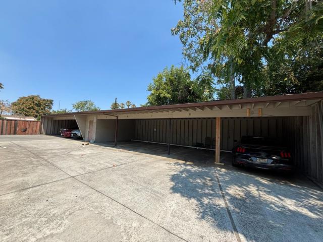 358 N 7th Street, San Jose CA: https://media.crmls.org/mediaz/f501edf0-518c-4140-9e62-c9e311b2873a.jpg
