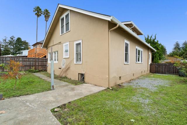 223 Routier Street, Santa Cruz CA: https://media.crmls.org/mediaz/f502a829-ab9e-4973-97ec-58db94fa1877.jpg