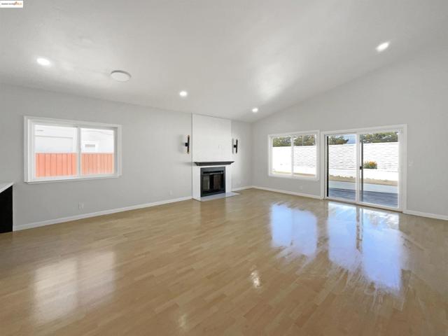 2579 Bishop Ave, Fremont CA: https://media.crmls.org/mediaz/f50305fe-8644-47bf-a60b-db7e7ab6d0f8.jpg