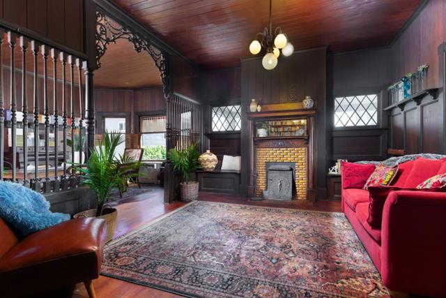 21130 E Cliff Drive, Santa Cruz CA: https://media.crmls.org/mediaz/f503982f-29e1-44c7-9fa1-6762437f9ea0.jpg