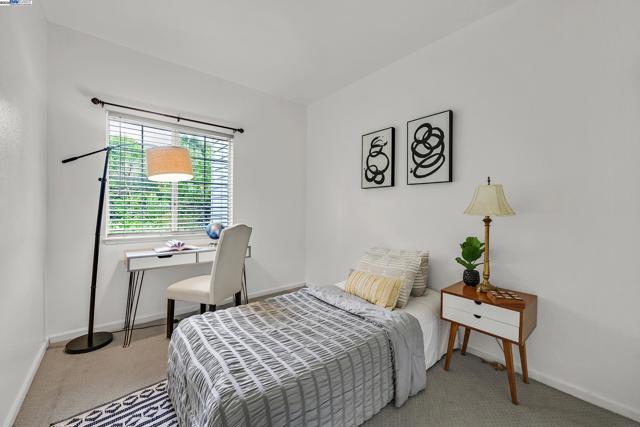 205 Dursey Dr, Pinole CA: https://media.crmls.org/mediaz/f5051171-2cdd-496a-84c1-bdcbf4574cf8.jpg