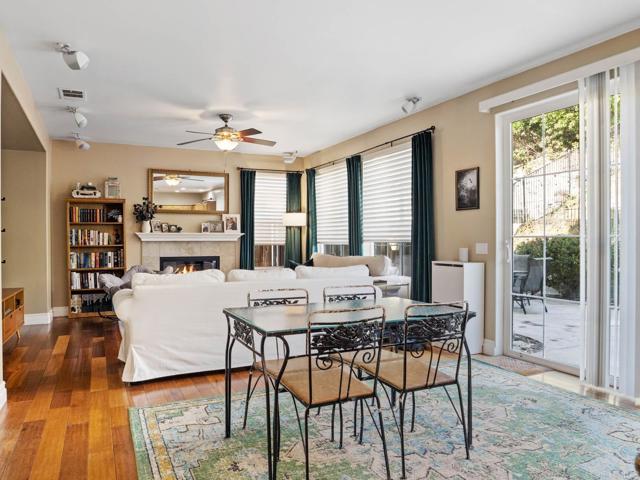 1176 Parkview Drive, Oceanside CA: https://media.crmls.org/mediaz/f505de14-a3cf-4c1e-a506-0916eac7f56c.jpg