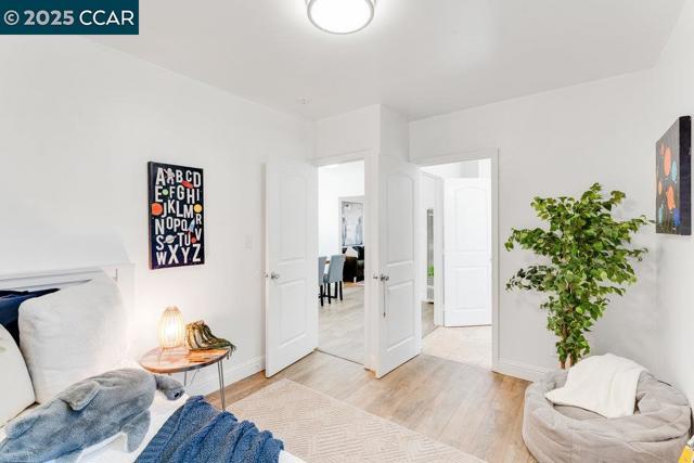 2154 35Th Ave, Oakland CA: https://media.crmls.org/mediaz/f5066600-4b10-4705-b60b-ffe040074b53.jpg