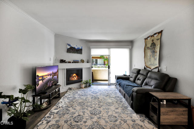 Detail Gallery Image 8 of 33 For 5535 Canoga Ave #119,  Woodland Hills,  CA 91367 - 1 Beds | 1 Baths