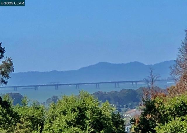 1502 Hillcrest Road, San Pablo CA: https://media.crmls.org/mediaz/f5085550-332b-488a-91aa-2e679489008a.jpg