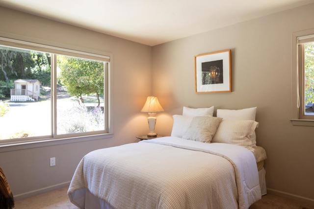594 Viejo Road, Carmel CA: https://media.crmls.org/mediaz/f50af888-73bf-428a-995b-395896bfb708.jpg