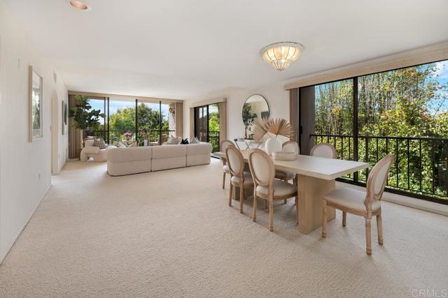 Detail Gallery Image 1 of 1 For 2500 Torrey Pines Rd #305,  La Jolla,  CA 92037 - 2 Beds | 2 Baths