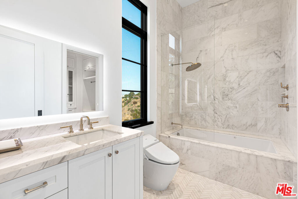 3160 Coldwater Canyon AvenueStudio City img 43