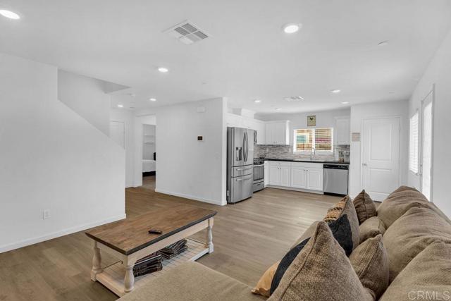 Detail Gallery Image 13 of 44 For 67497 Rio Rosalia Rd, Cathedral City,  CA 92234 - 3 Beds | 3 Baths