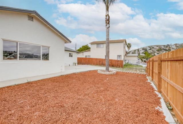 824 PARAISO AVE, Spring Valley CA: https://media.crmls.org/mediaz/f50bacc1-b9a5-40e6-8f5b-9b548b357fde.jpg
