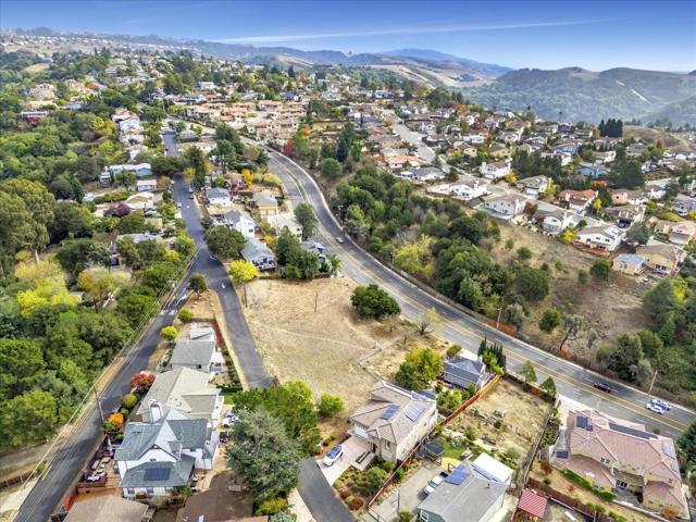 Image 15 of 21 For 27188 Hayward Boulevard