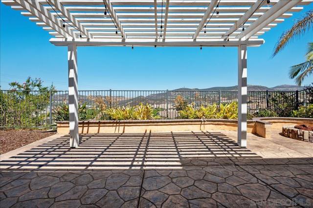 1850 Sheridan Way, San Marcos CA: https://media.crmls.org/mediaz/f50d633f-1b6d-46b4-a554-785a731b9d79.jpg