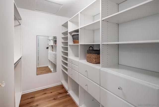 3156 Calle Viento, Carlsbad CA: https://media.crmls.org/mediaz/f50dc871-1170-43ac-bc20-4685d0eb190b.jpg