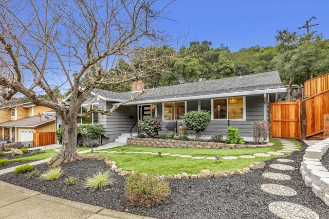 2845 Brittan Avenue, San Carlos CA: https://media.crmls.org/mediaz/f50dd87c-290d-4325-ae92-b8c730cdf0de.jpg