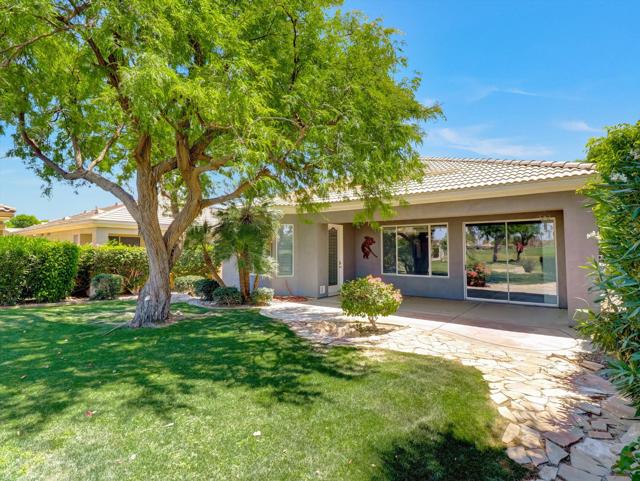 80418 Dumphries Court, Indio CA: https://media.crmls.org/mediaz/f50e3a06-6b45-4c58-881b-b7e158649f40.jpg