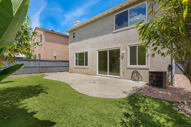 1020 Crystal Springs Pl, Escondido CA: https://media.crmls.org/mediaz/f50e3c10-52aa-4dca-9d54-e03d9bbde352.jpg
